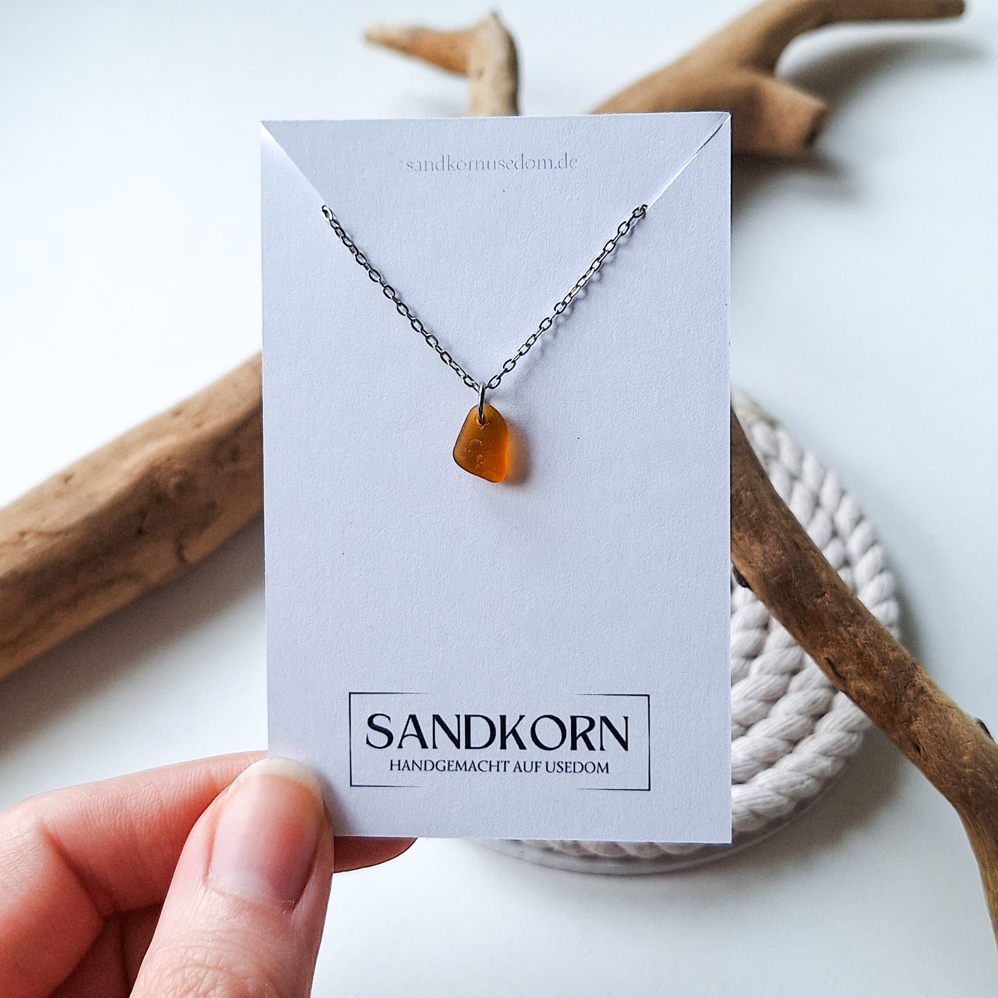 Mini Seeglas-Halskette - Bernsteinbraun - SANDKORN Usedom 