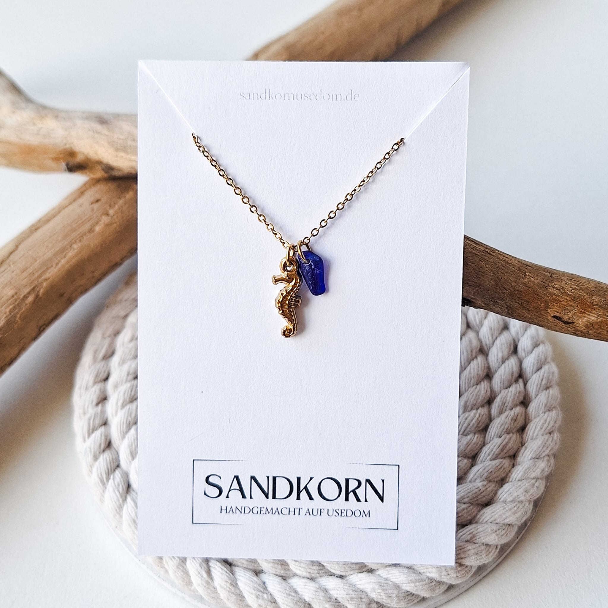 Halskette mit Seepferdchen und Seeglas - Kobaltblau