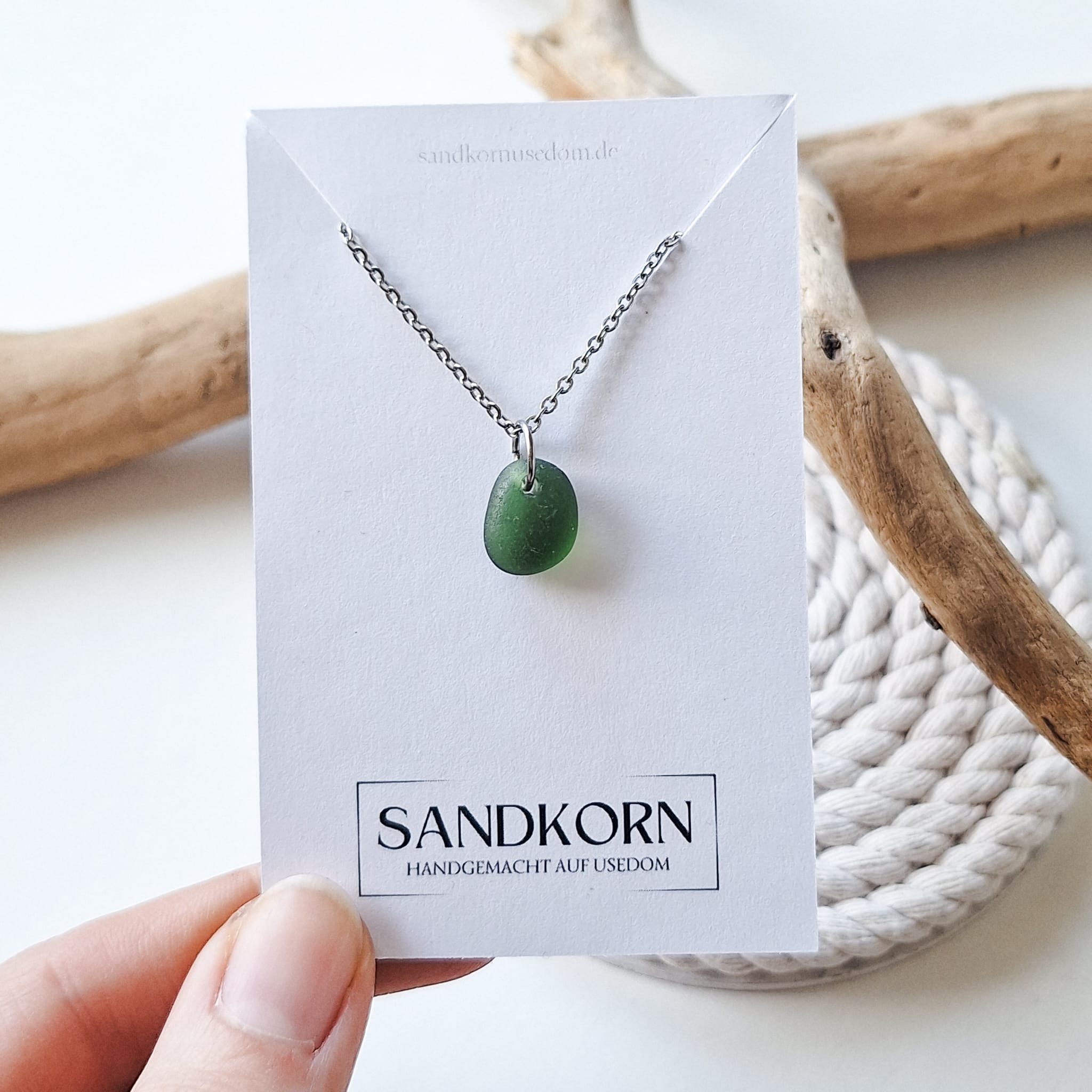 Seeglas-Halskette - Waldgrün - SANDKORN Usedom 