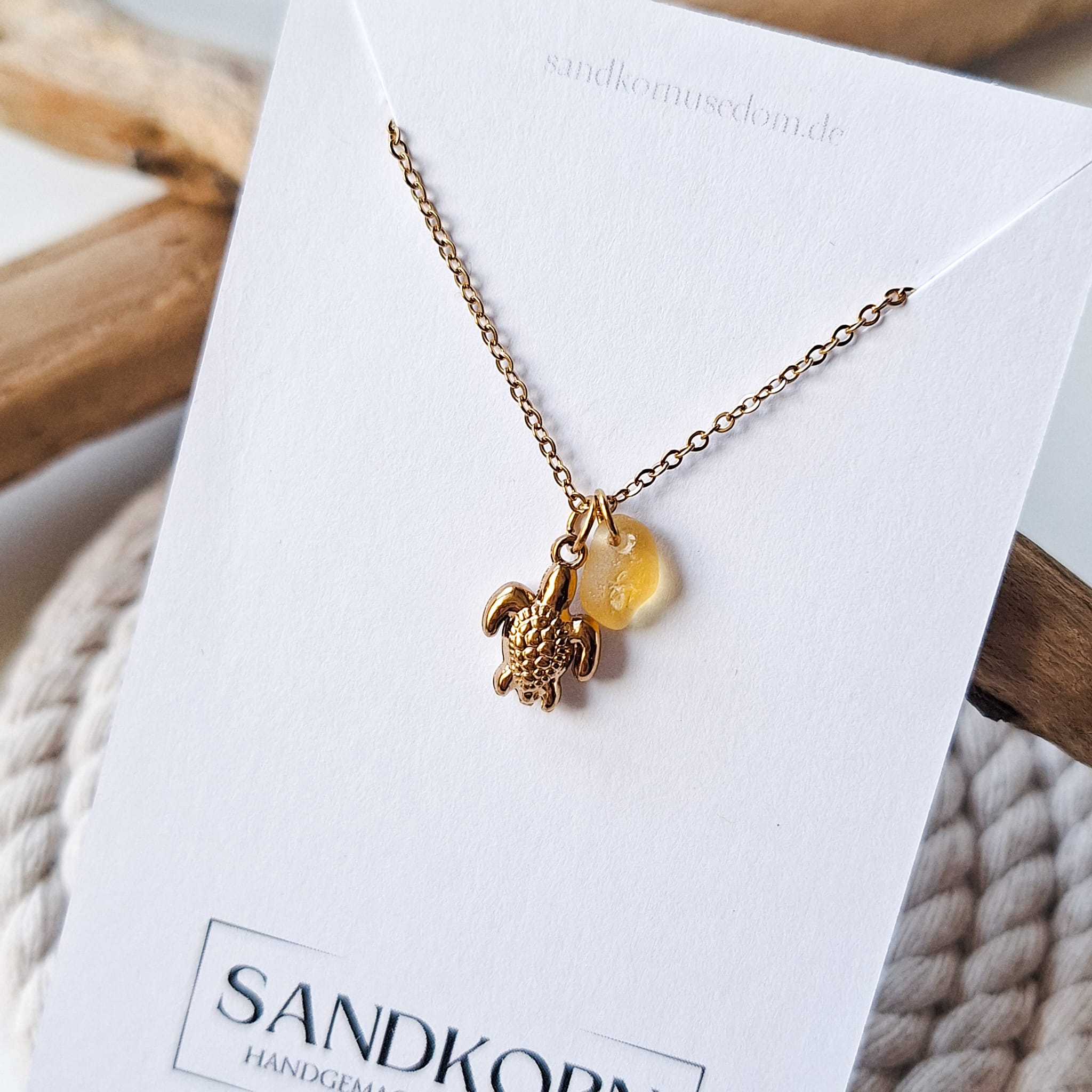 Halskette mit Schildkröte und Seeglas - Gelb