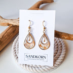 Ohrringe mit Muschelfragmenten und Süßwasserperlen | Usedom Schmuck | Meer Schmuck | Strandschmuck