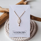 Halskette mit Sandklaffmuschel und Süßwasserperle