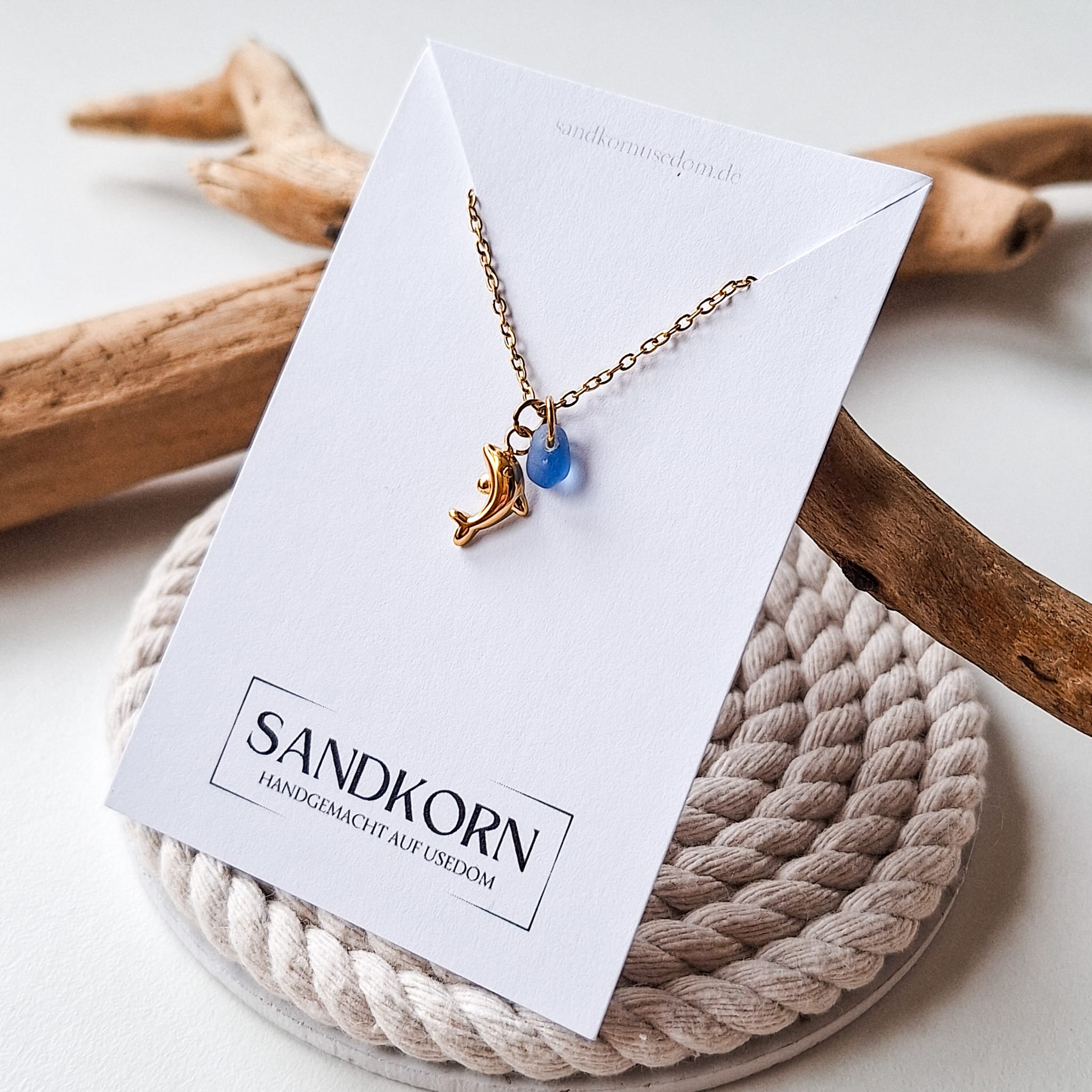 Halskette mit Delfin und Seeglas - Blau