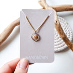 Necklace with pink flat shell