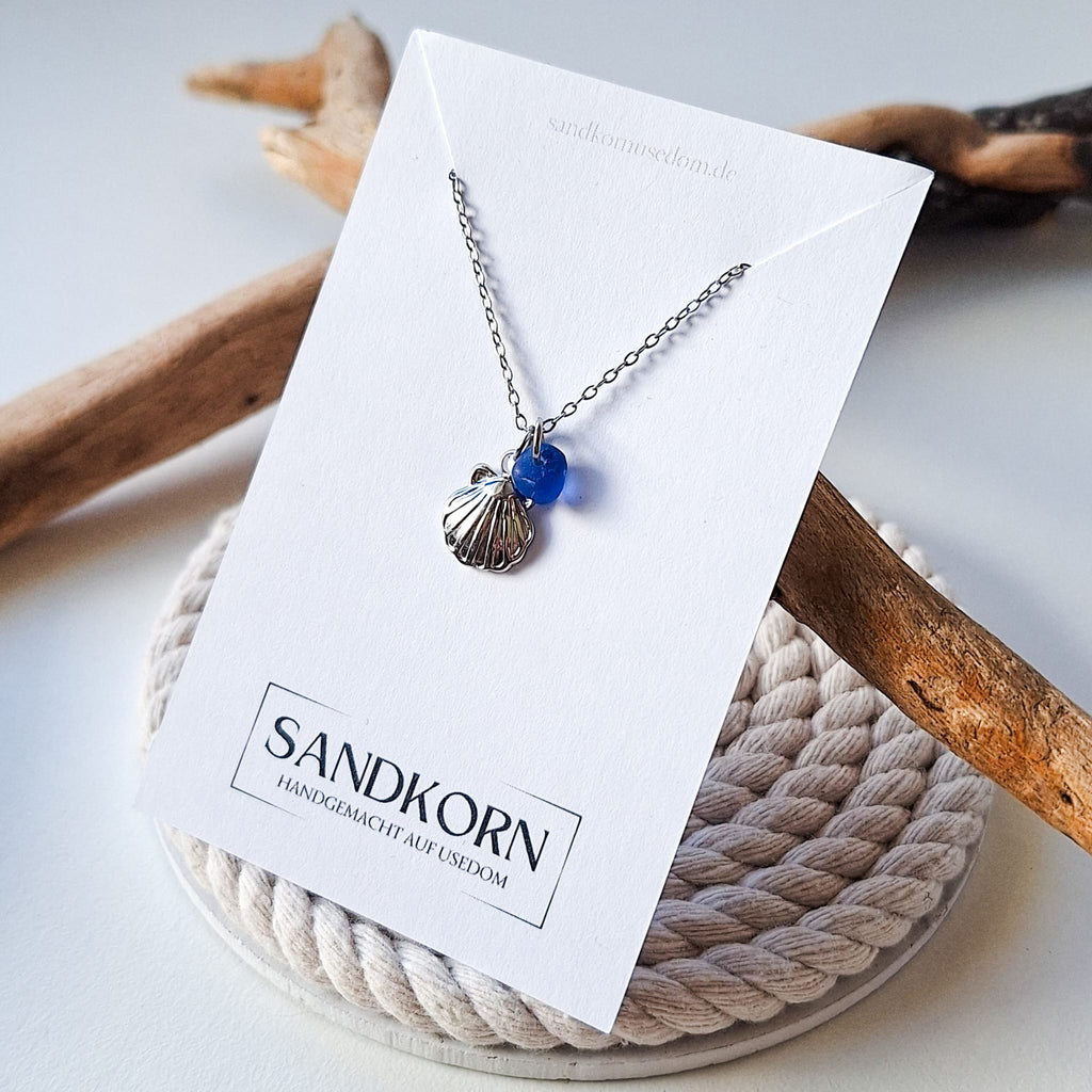Halskette mit Muschel und Seeglas - Blau
