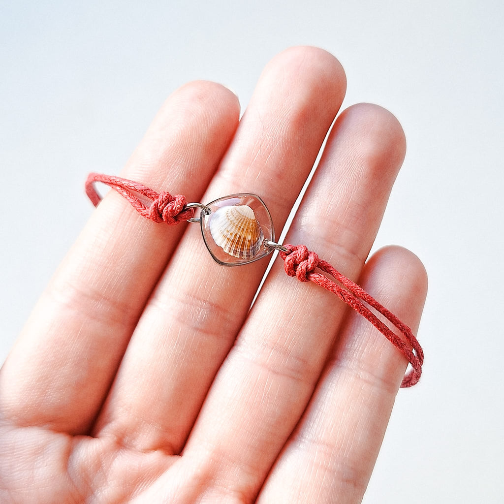 Armband mit Herzmuschel - Rot