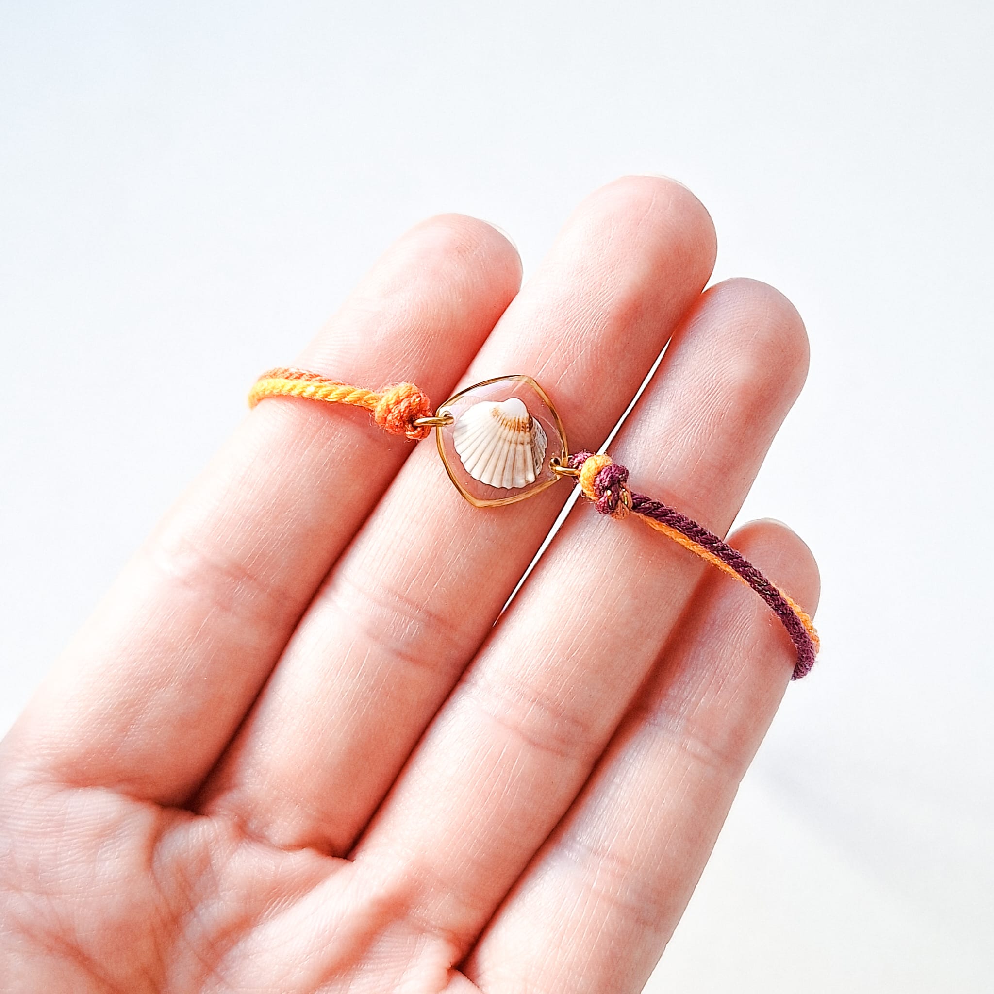 Armband mit Herzmuschel - Mehrfarbig