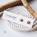 Heart-shaped stud earrings - Gold 7 mm