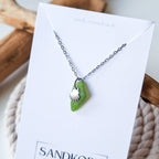 Necklace with sea glass and shell - Kelly Green