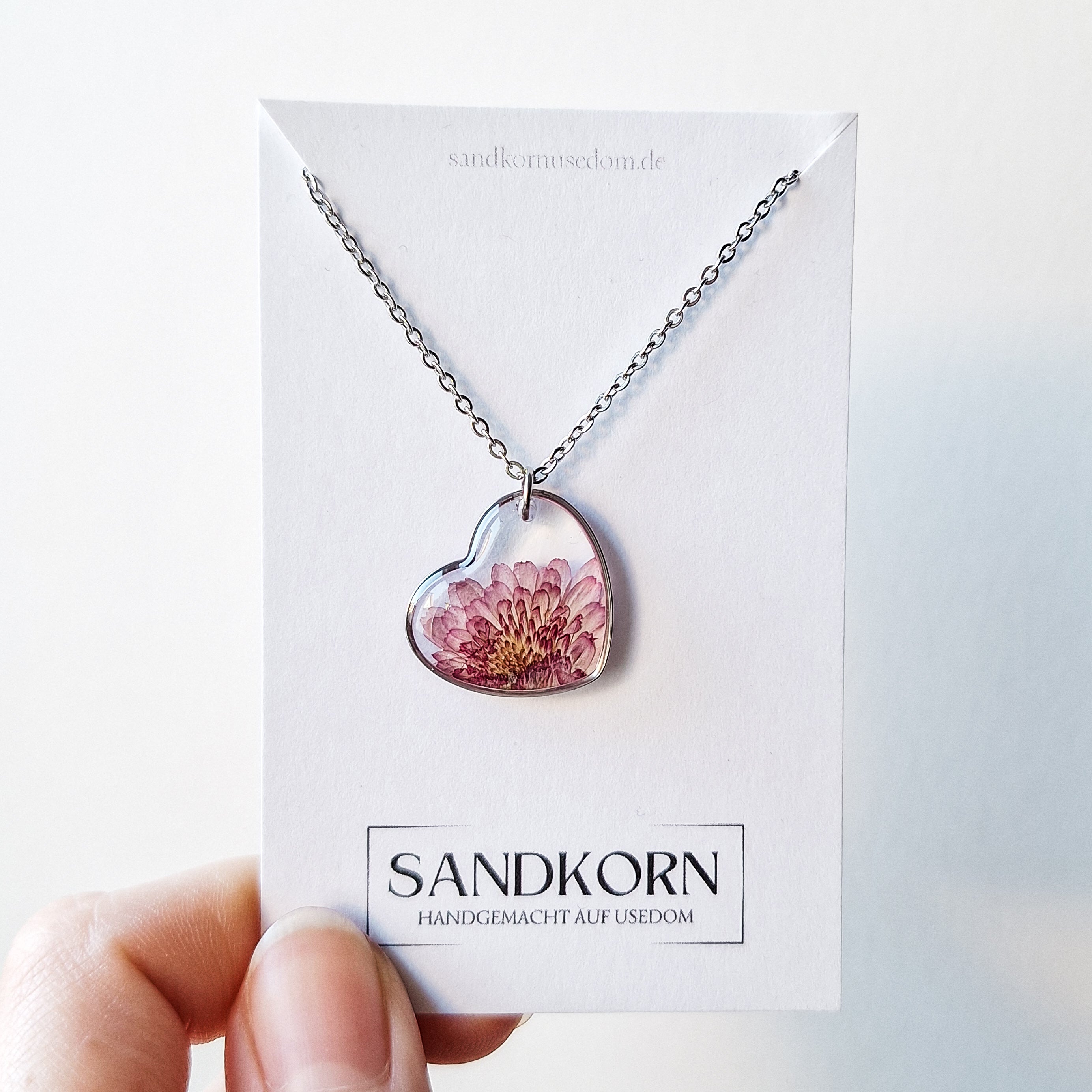 Kette mit Chrysantheme