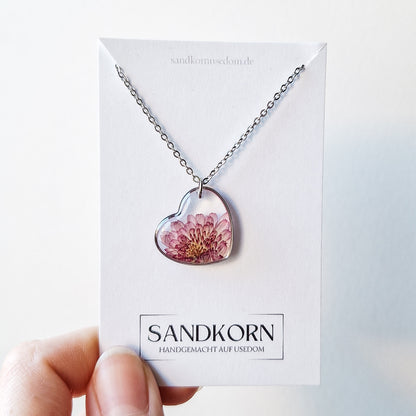 Kette mit Chrysantheme