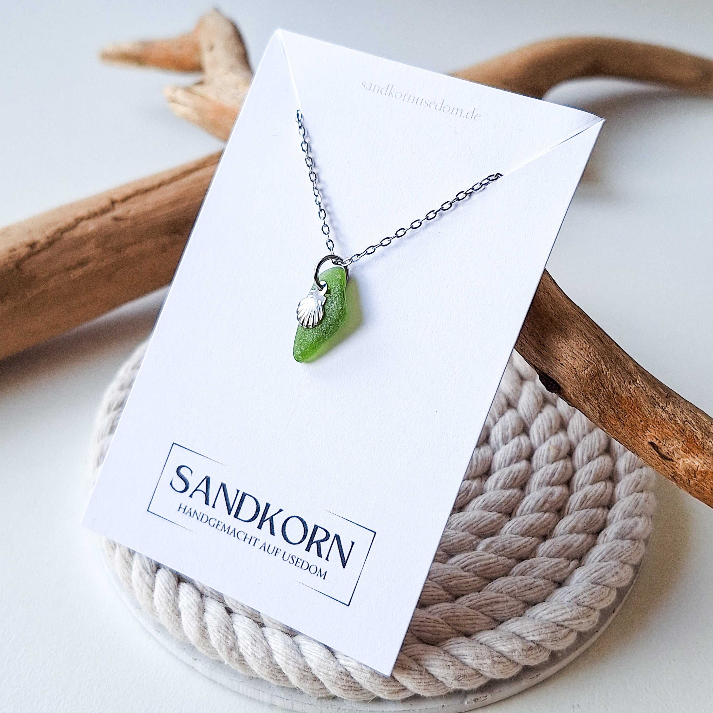Necklace with sea glass and shell - Kelly Green